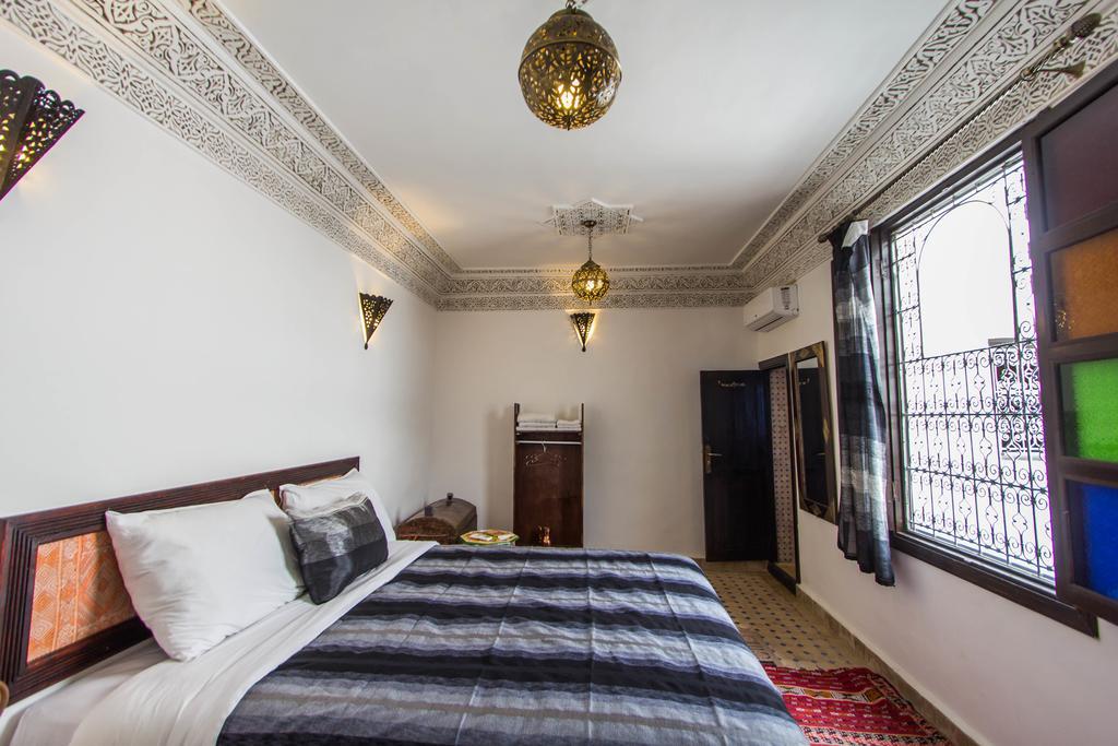 Riad Taha Fez Bagian luar foto