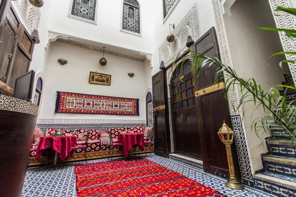 Riad Taha Fez Bagian luar foto