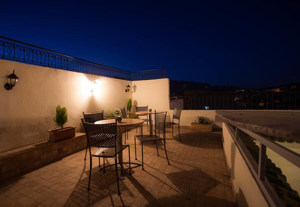 Riad Taha Fez Bagian luar foto