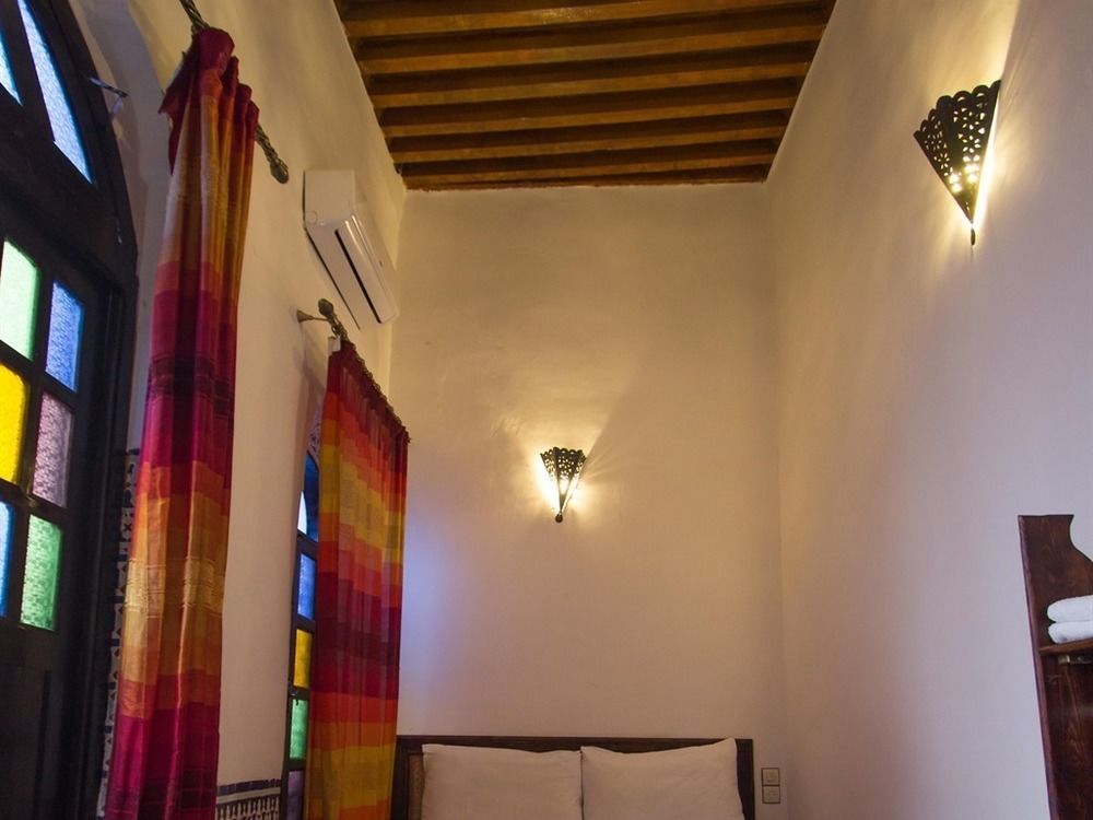 Riad Taha Fez Bagian luar foto