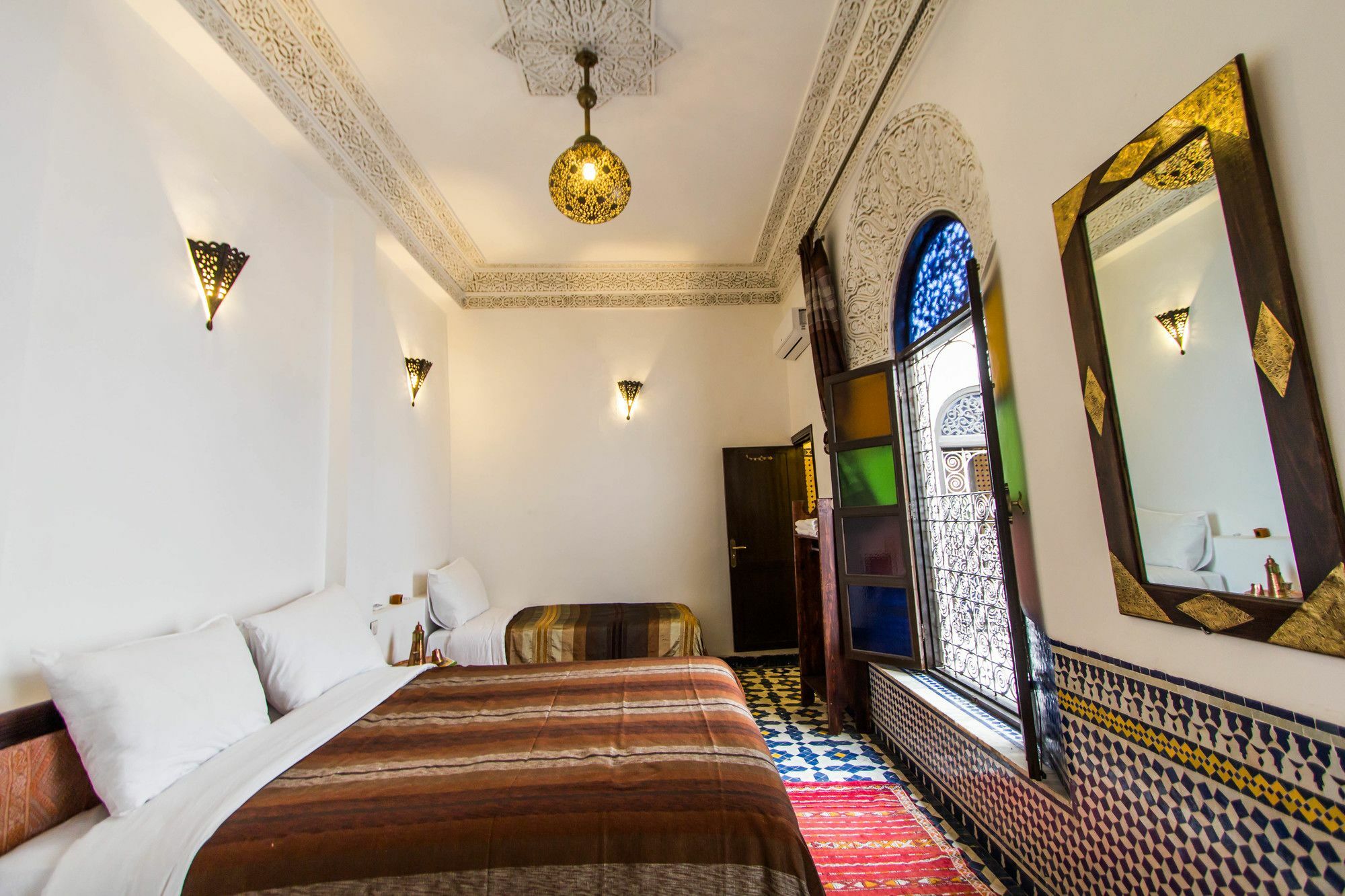 Riad Taha Fez Bagian luar foto